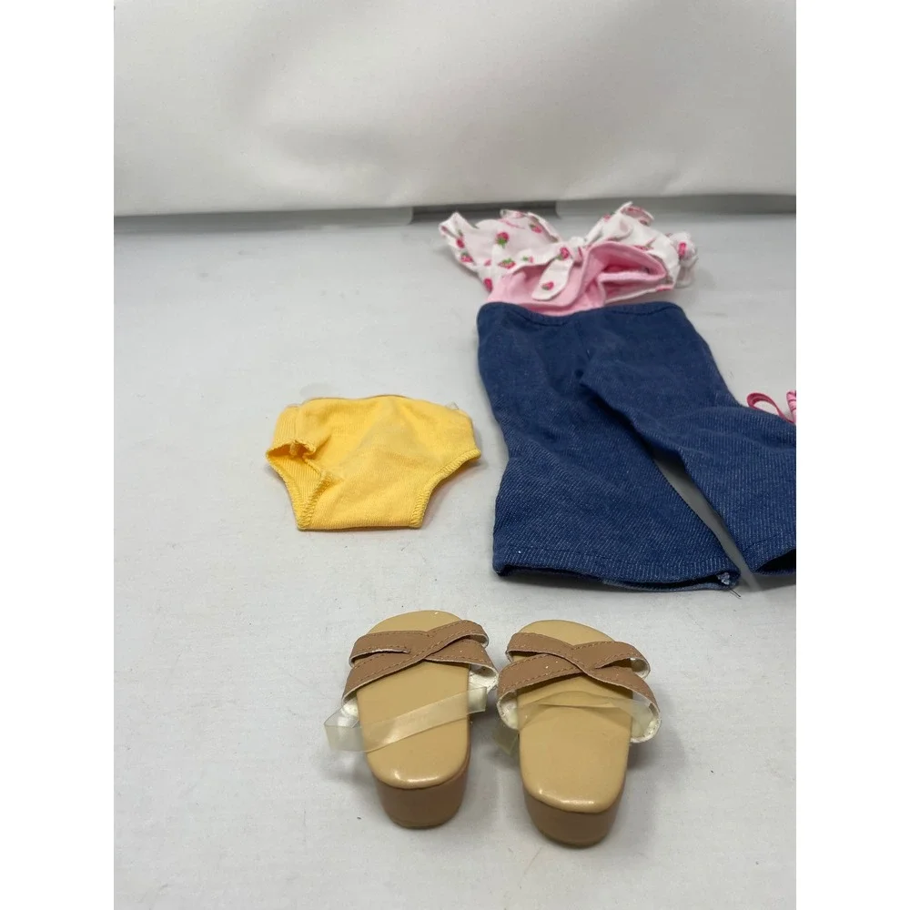 Outfit 2004 w/ Shoes Purse Jeans‎ Top AG Today Clothes